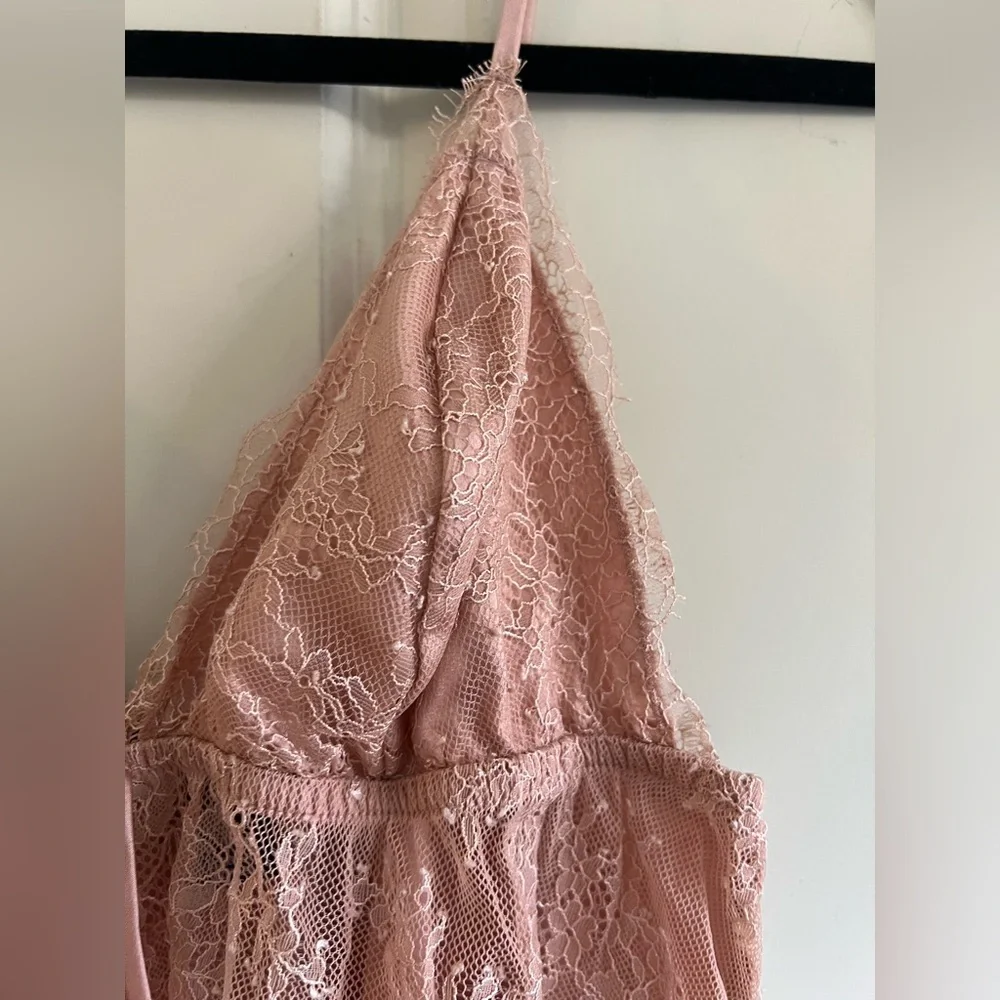 🖤Victoria’s Secret Lace Blush Cami Set – Evening Blush